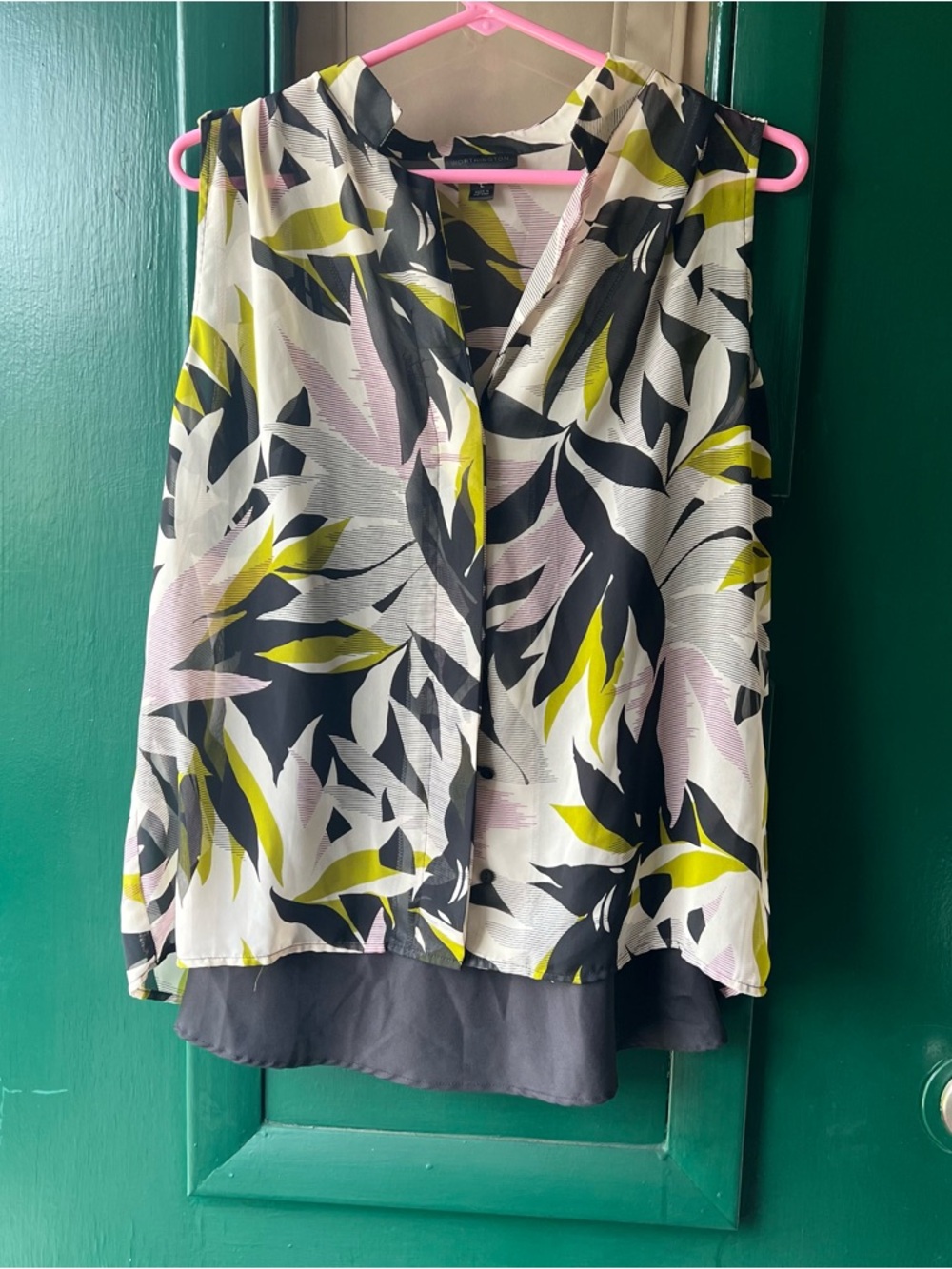 Sleeveless V-Neck Layered Print Camisole in Black, White, Lime & Pink